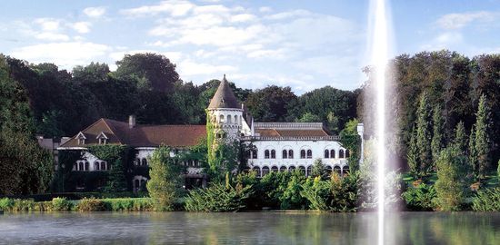 Chateau Du Lac