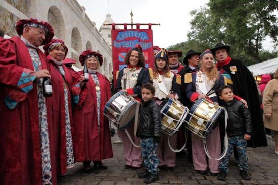 Fete_dess_vendanges_montmartre_1