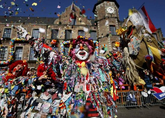 ドイツ、“ケルンのカーニバル”のハイライト『薔薇の月曜日(Rosenmontag