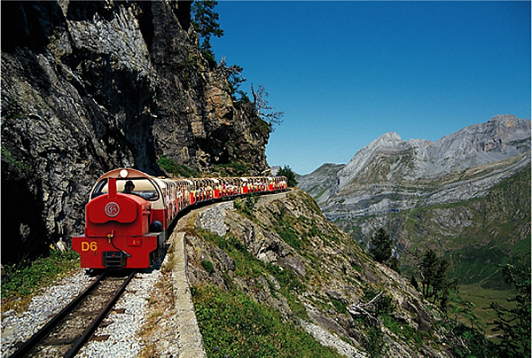 仏 ピレネー山脈を行く観光列車 アルトゥーストのプティ トラム ヨーロッパ旅行情報 Euro Tour