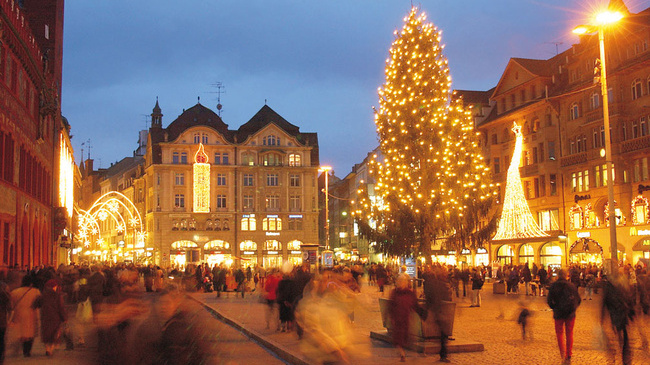 スイス ロマンチックな バーゼルのクリスマスマーケット ヨーロッパ旅行情報 Euro Tour