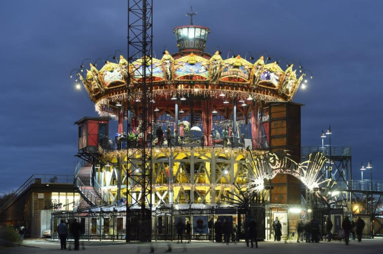 Le_voyage_a_nantes_le_carrousel_des_mondes_marins