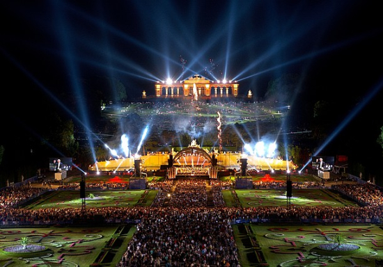 Sommernachtskonzert--schoenbrunn-foto-schuster-wiener-philharmoniker.jpg.3067534