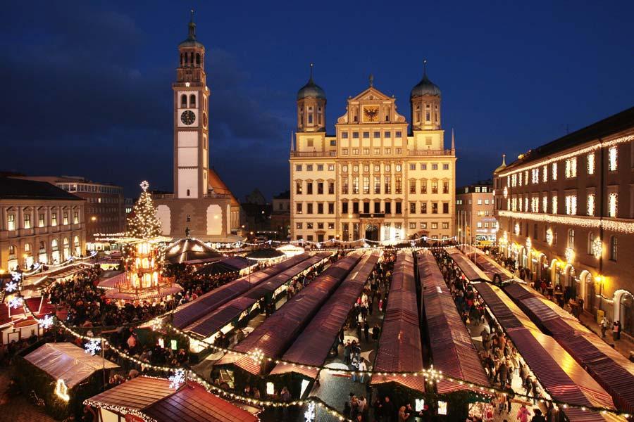 ドイツ アウグスブルクのクリスマス市で奏でる 天使劇 天使の演奏 ヨーロッパ旅行情報 Euro Tour