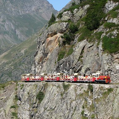 仏 ピレネー山脈を行く観光列車 アルトゥーストのプティ トラム ヨーロッパ旅行情報 Euro Tour