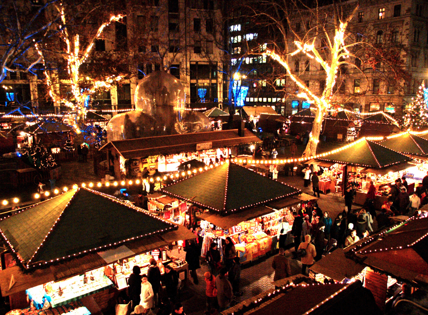 ブダペスト 欧州でも人気の高い クリスマスマーケット ヨーロッパ旅行情報 Euro Tour